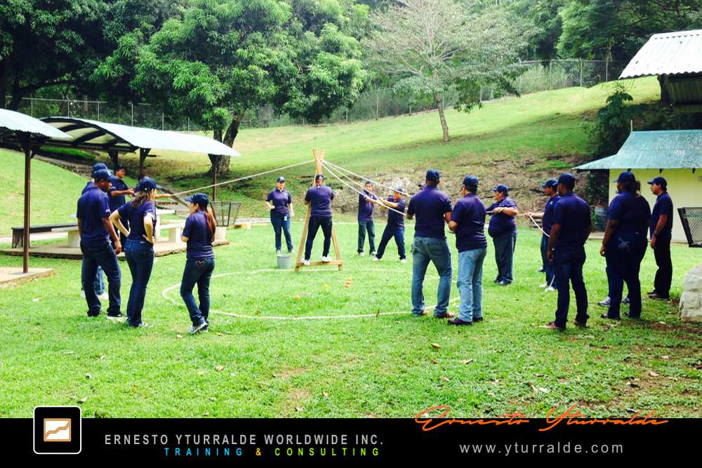 Guatemala Team Bonding, Guatemala Team Building, Guatemala Talleres de Cuerdas, Team Building en El Salvador